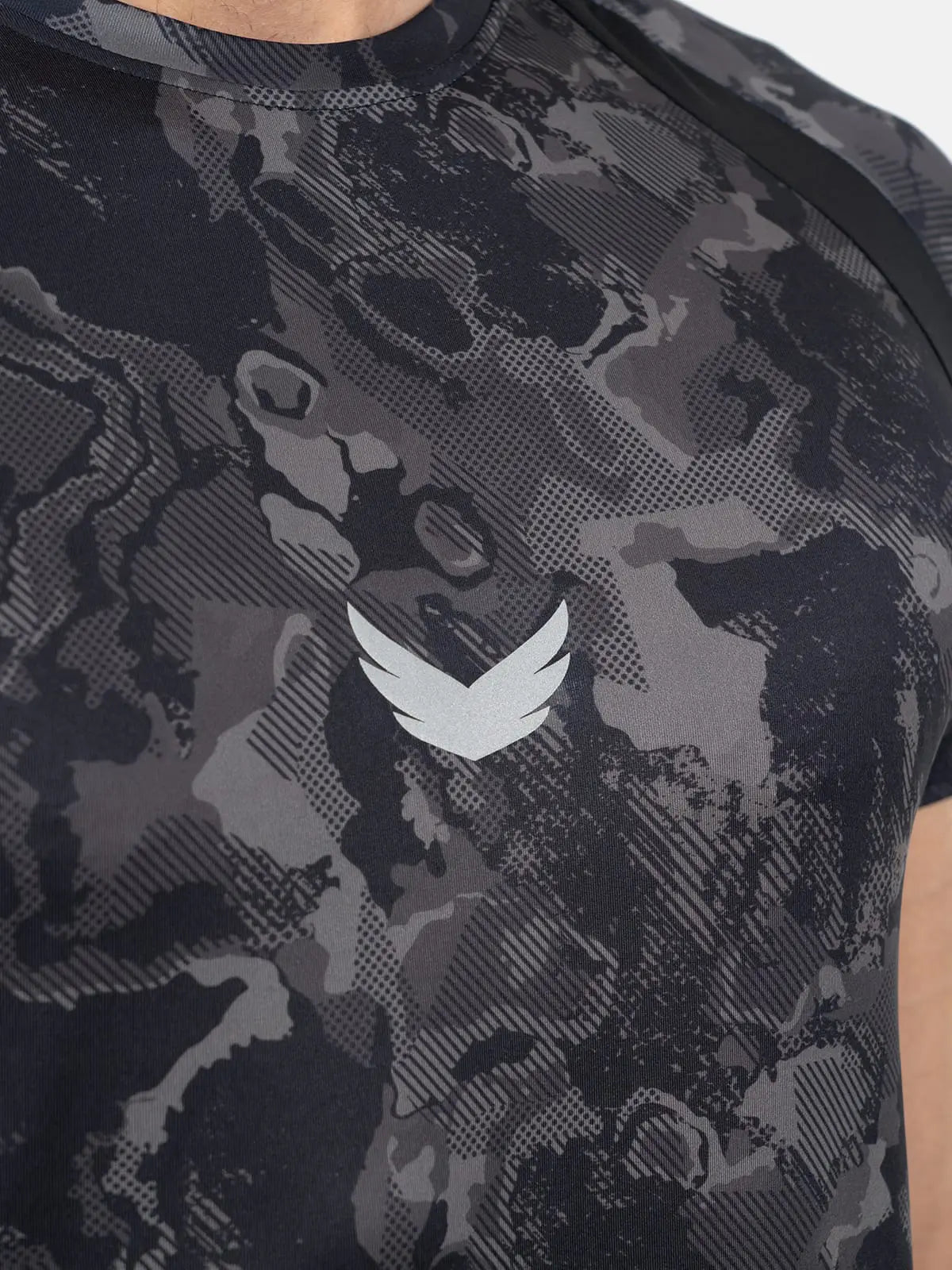 Dri-Fit Full Camouflage Short Sleeve T-shirt - Black/Gray