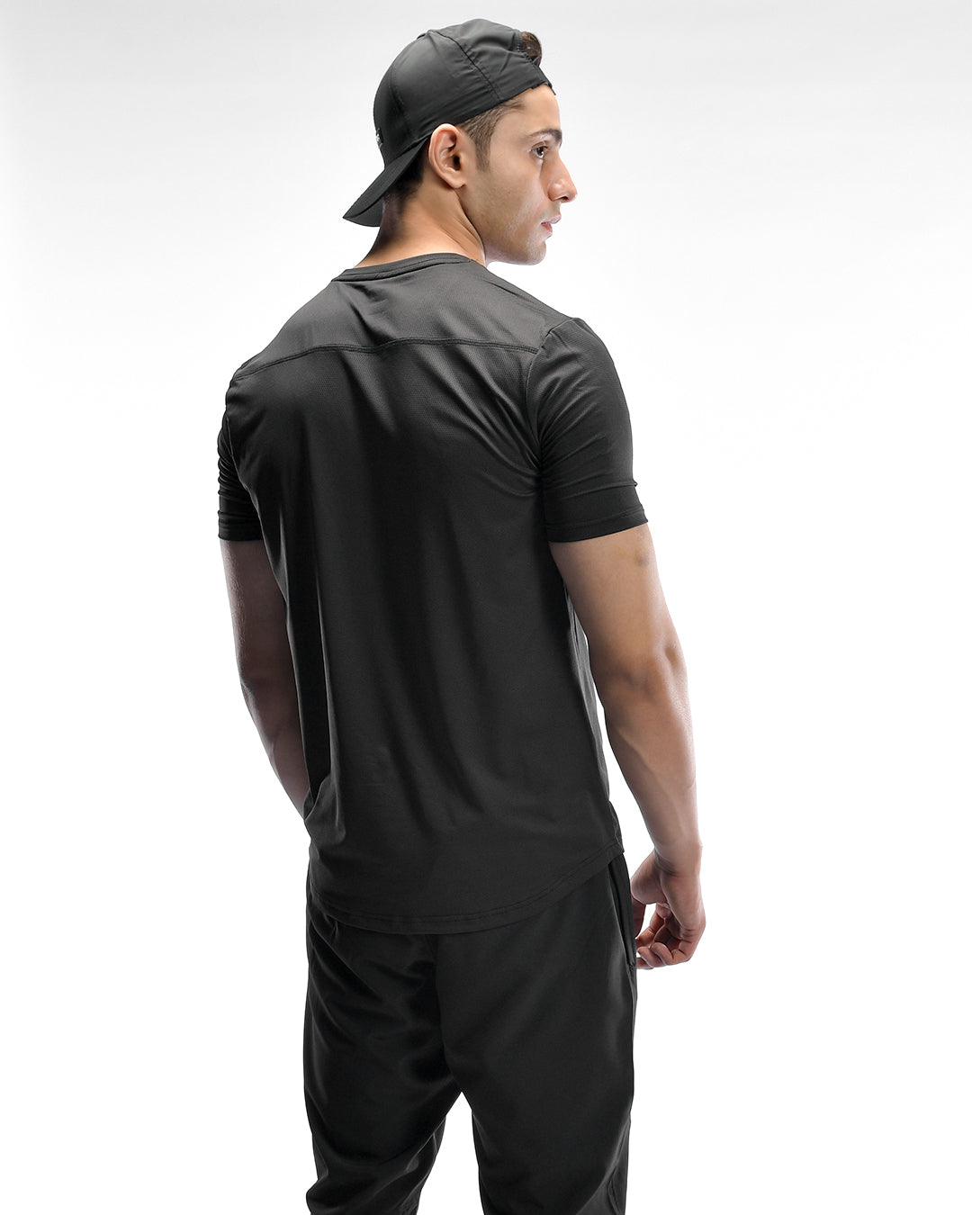 Wings Chromacore Tee – Black