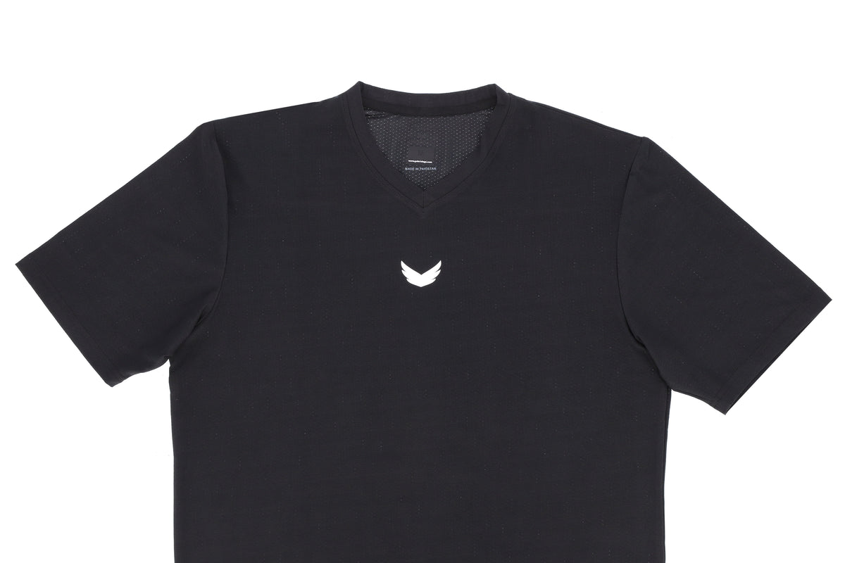 Wings Turbotec V-Neck Tee – Black