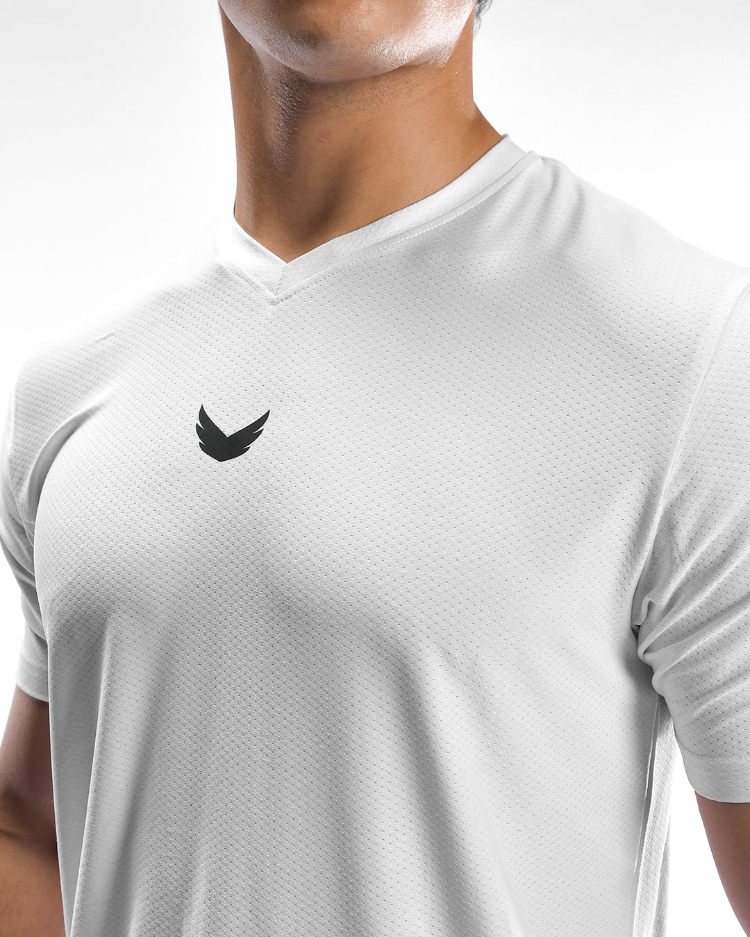 Wings Turbotec V-Neck Tee – White