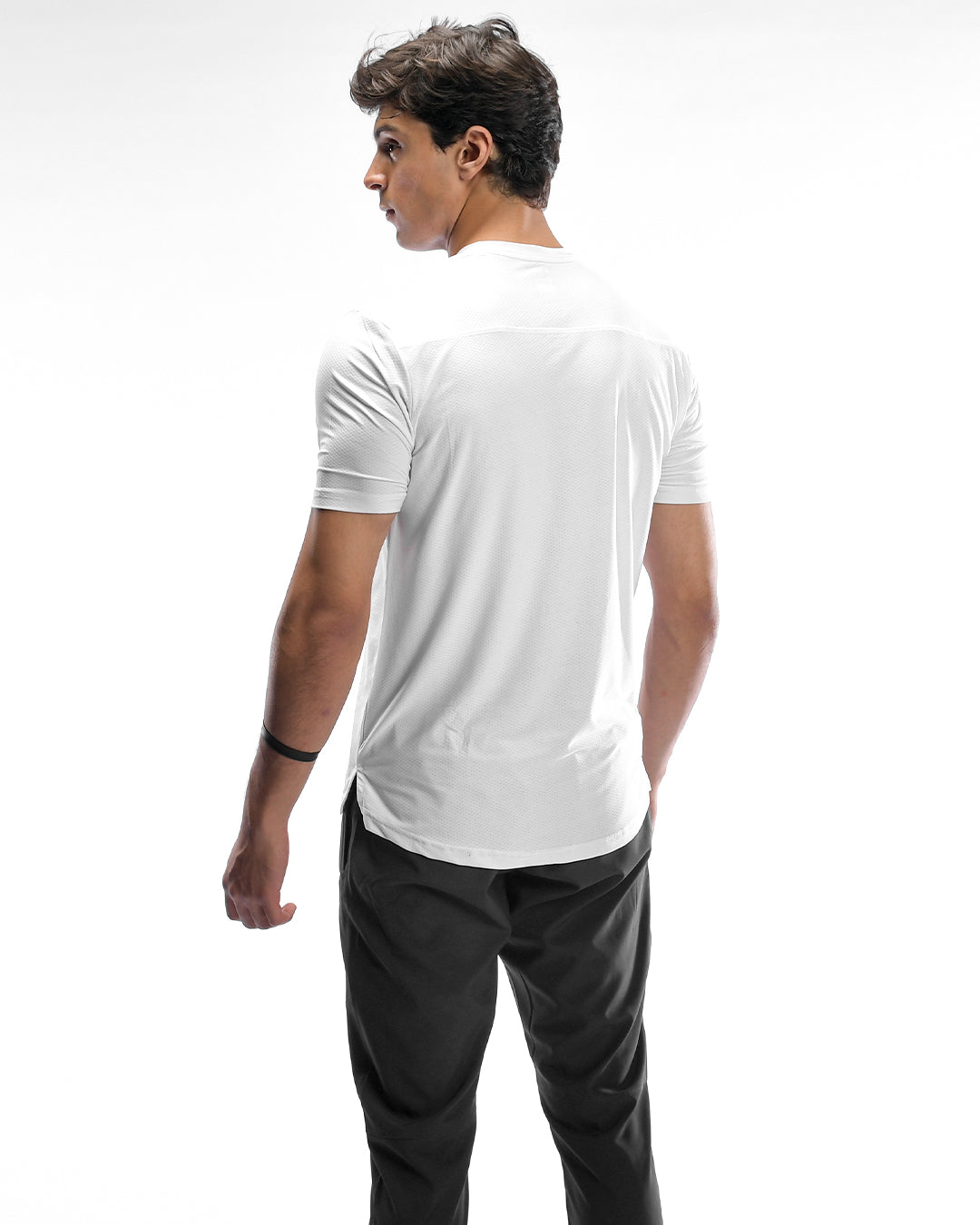 Wings Turbotec V-Neck Tee – White